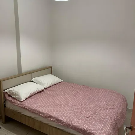 Alexandrias40 *