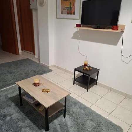 דירה Alexandrias40 *